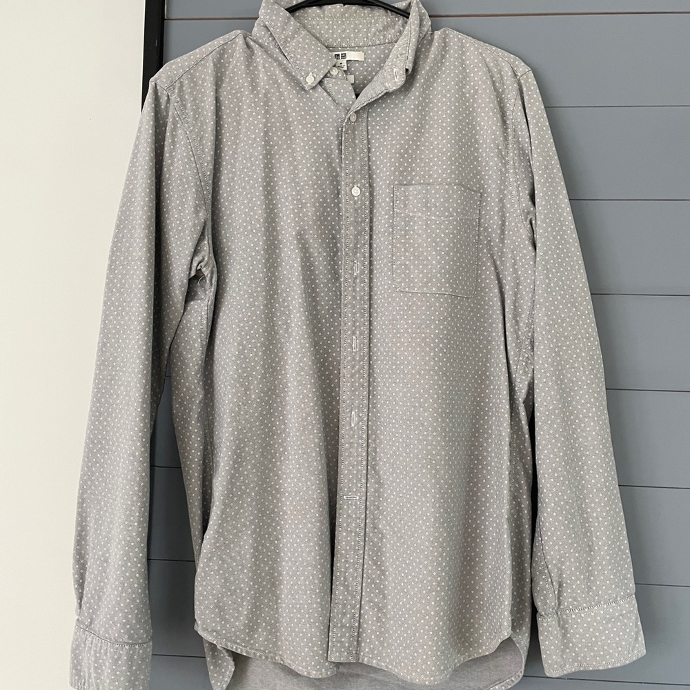 Uniqlo button up